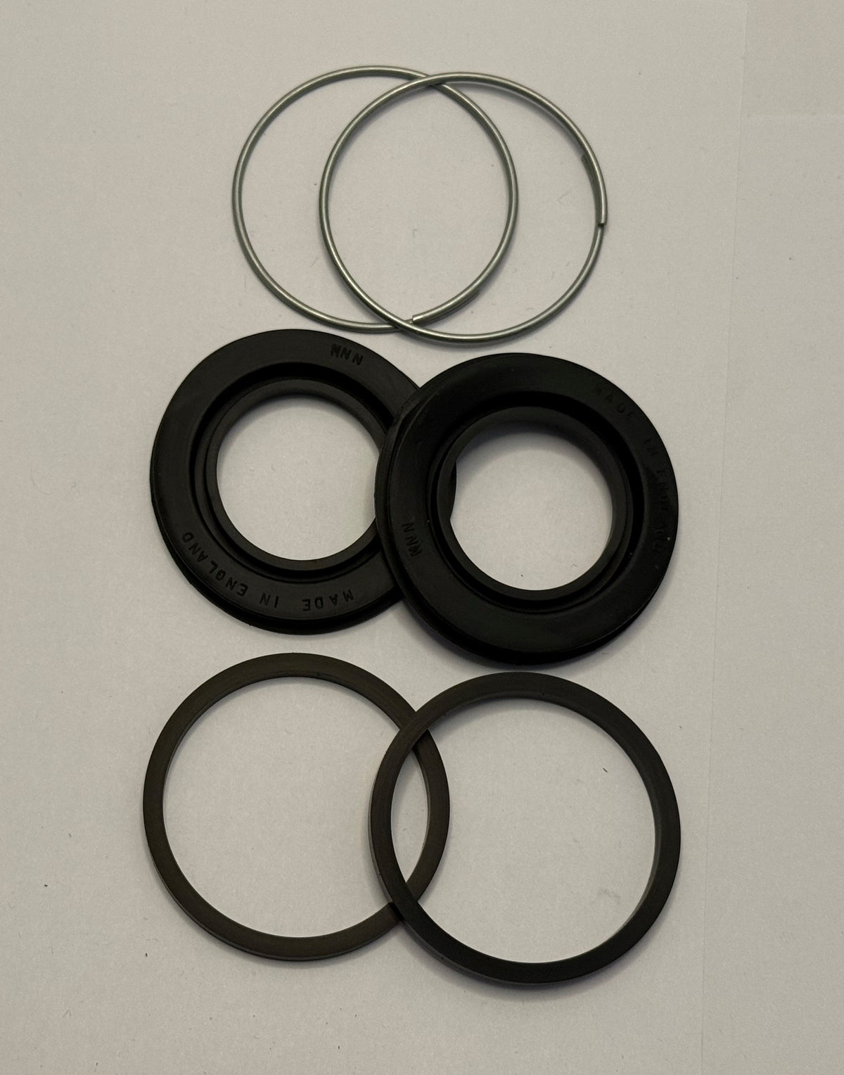 Jaguar CALIPER SEAL KIT AAU3380