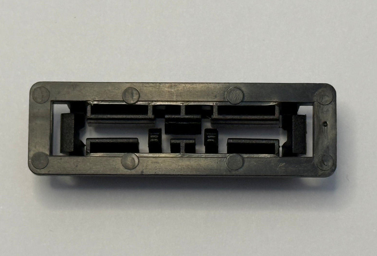 Jaguar RETAINING CLIP C2Z11576