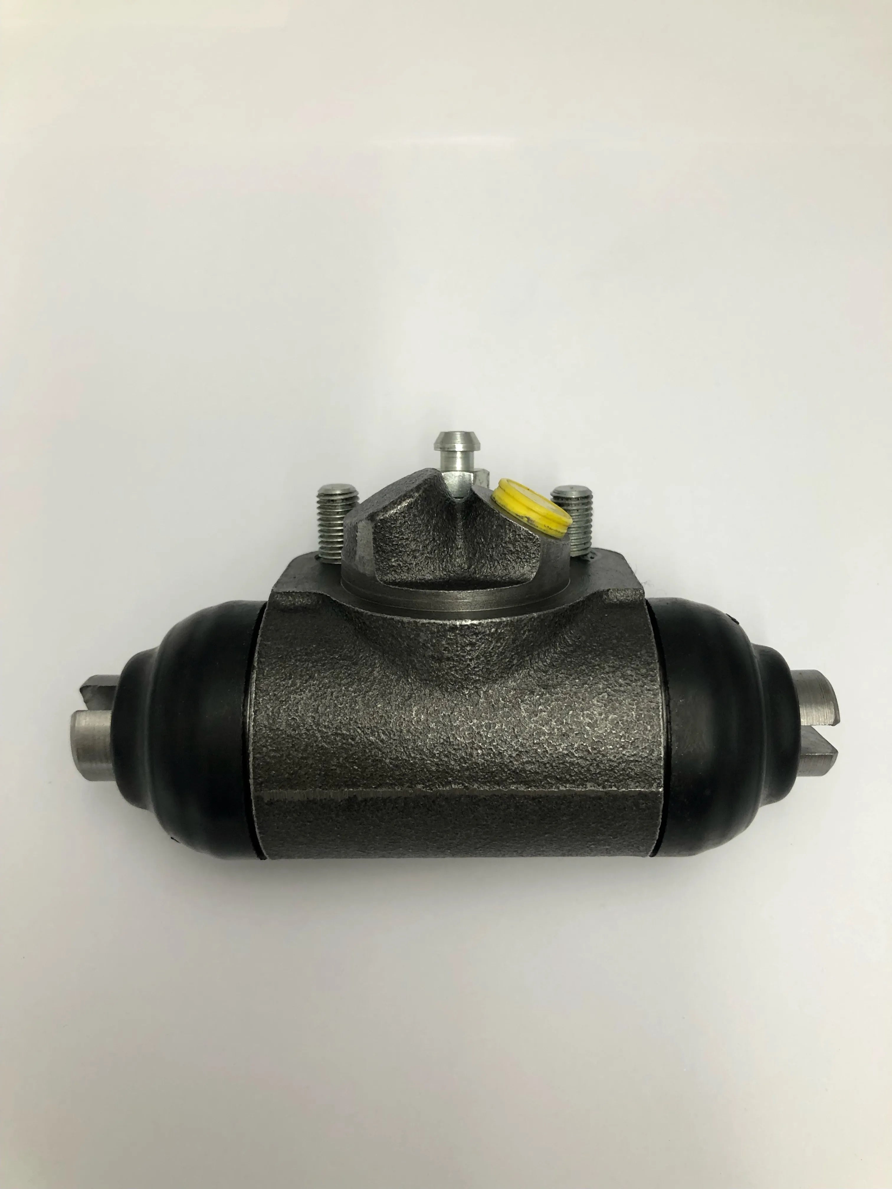 LEFT HAND FRONT WHEEL CYLINDER 243296-Land Rover-Sovereign Auto