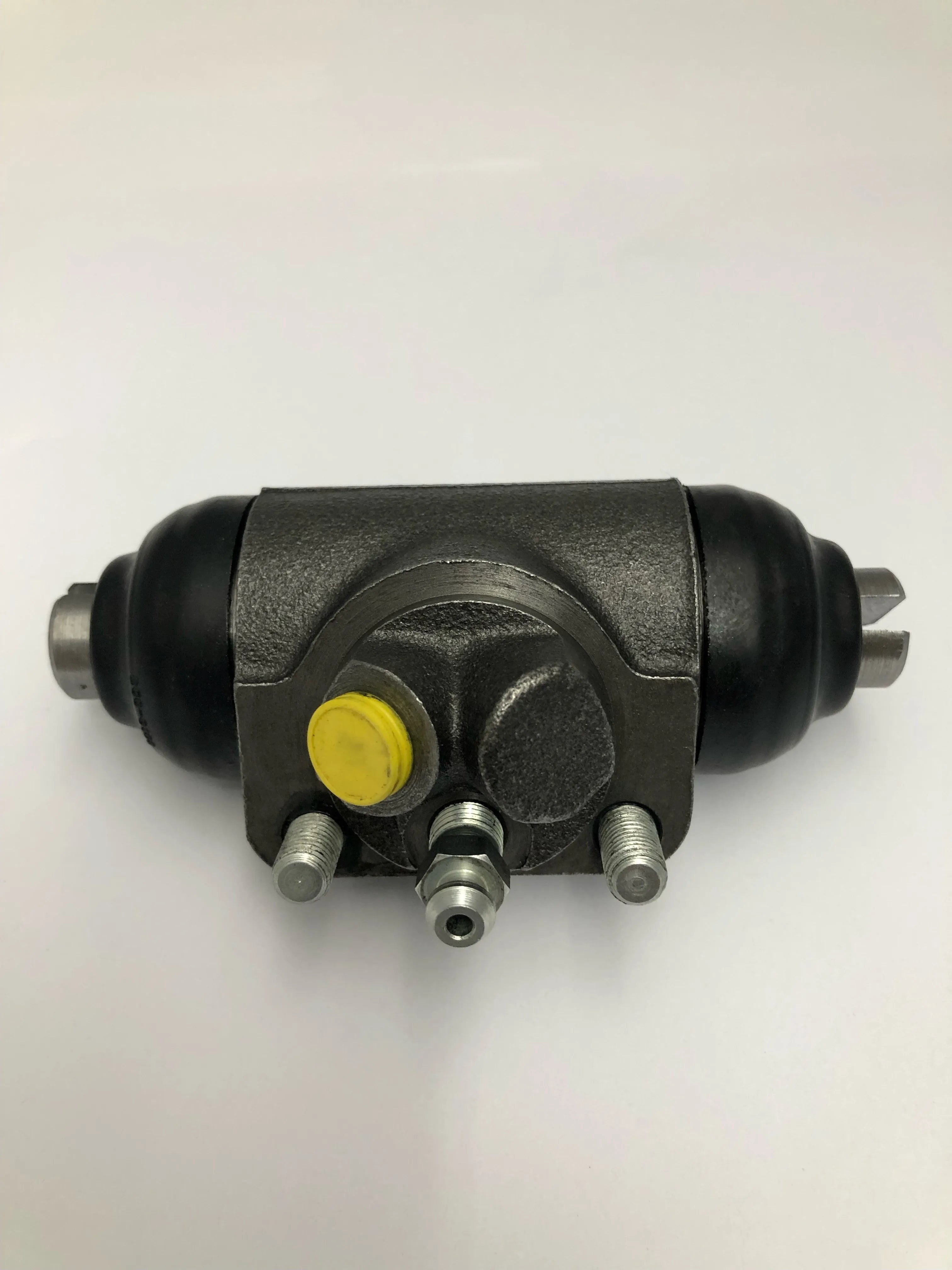 LEFT HAND FRONT WHEEL CYLINDER 243296-Land Rover-Sovereign Auto