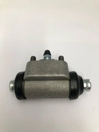 LEFT HAND REAR WHEEL CYLINDER 243303-Land Rover-Sovereign Auto