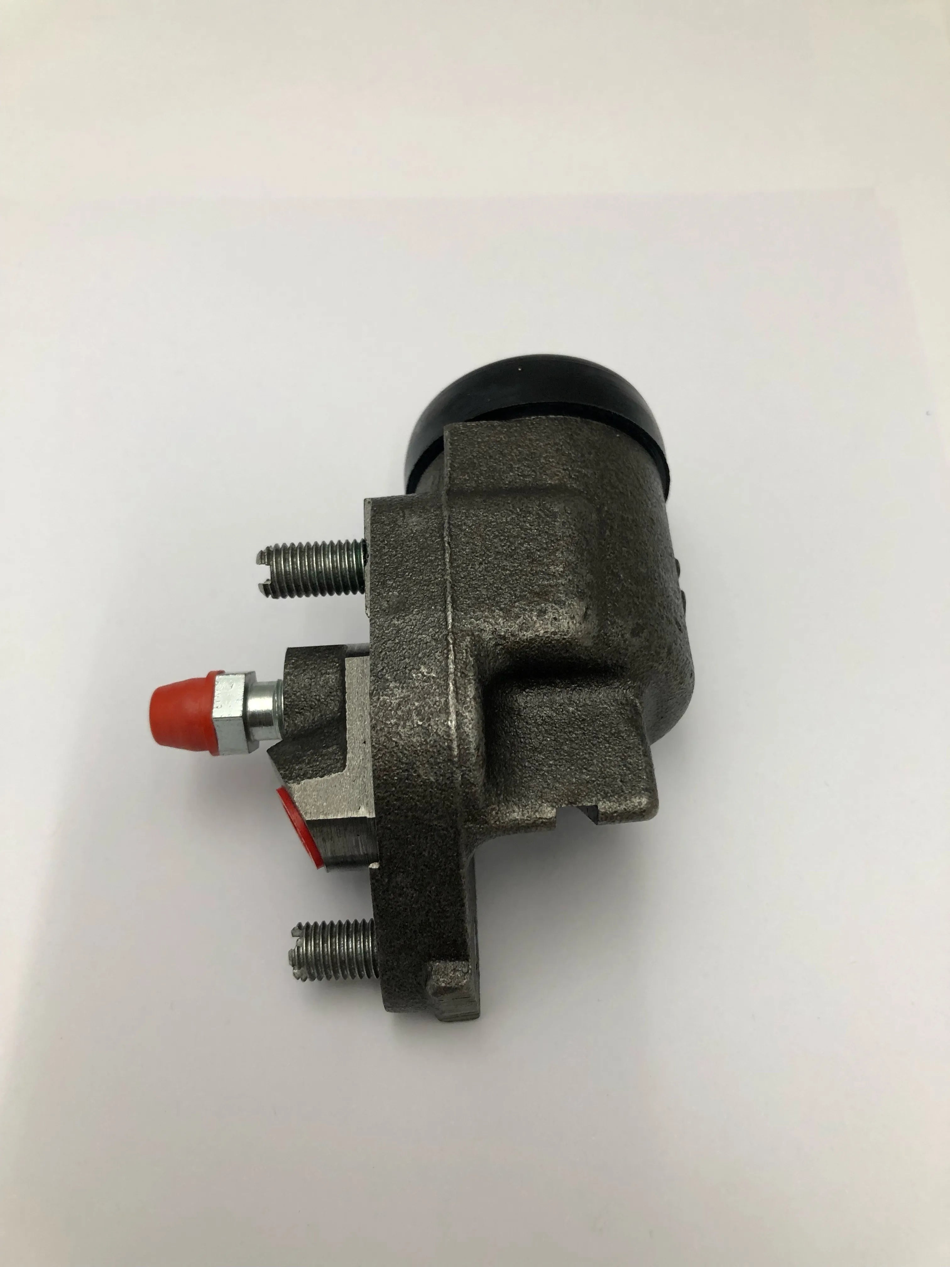 FRONT RIGHT HAND WHEEL CYLINDER 243744-Land Rover-Sovereign Auto