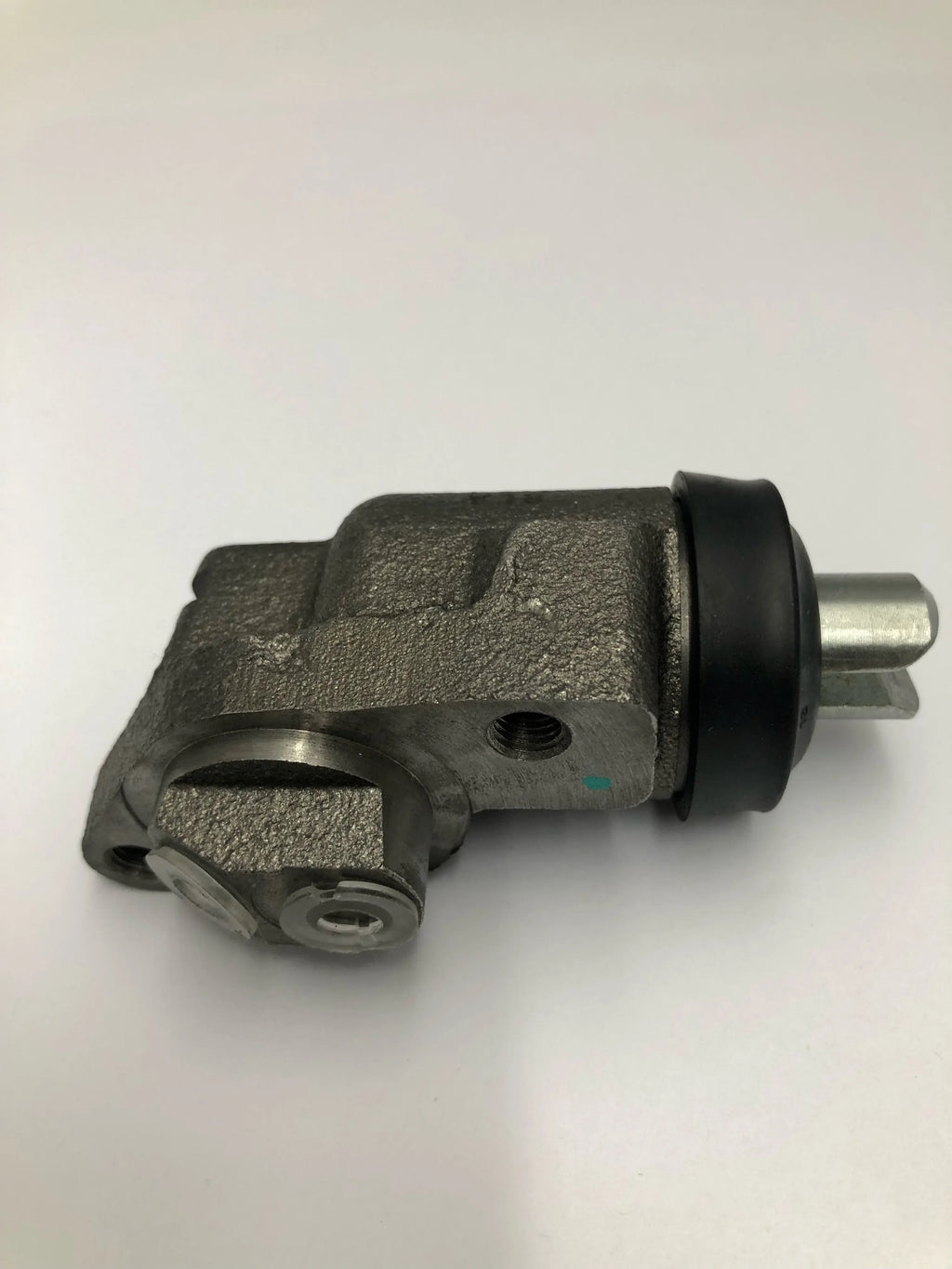 WHEEL CYLINDER LAND ROVER 2,2A,S3 L/H/F 600200-Land Rover-Sovereign Auto
