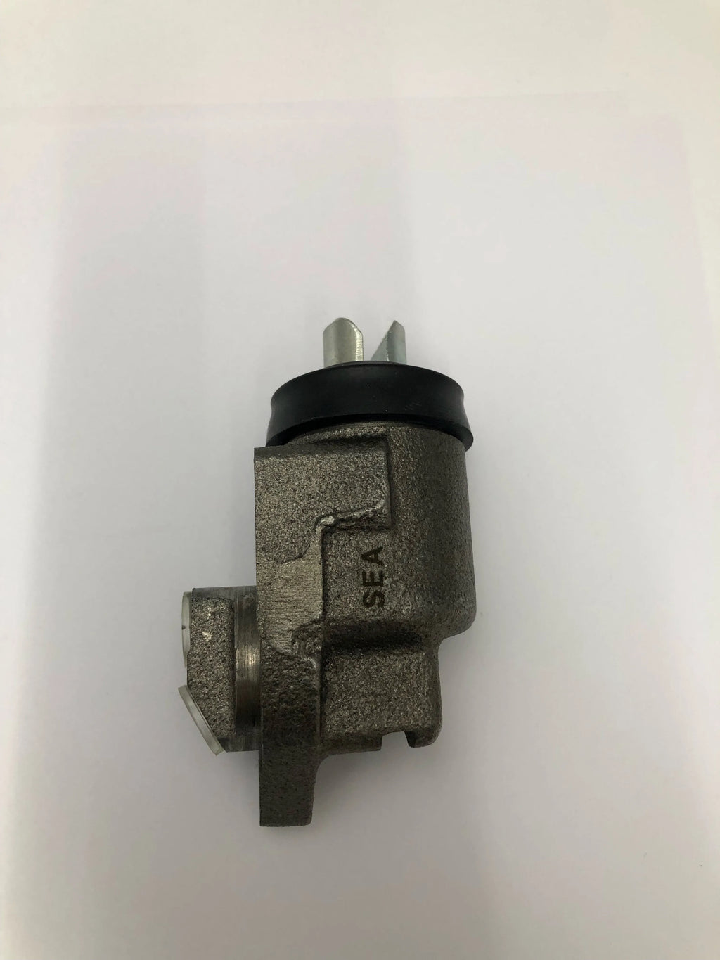 WHEEL CYLINDER LAND ROVER 2,2A,S3 R/H/F 600201-Land Rover-Sovereign Auto