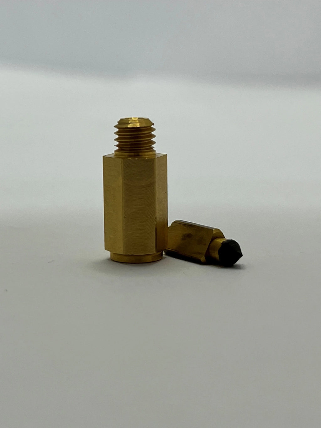 CARBURETTER NEEDLE AND SEAT AUD9585-Jaguar-Sovereign Auto