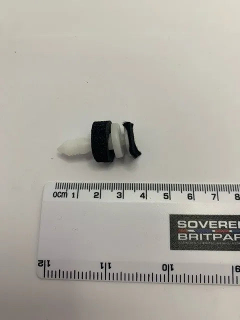DOOR TRIM CLIP C2S13494-Jaguar-Sovereign Auto