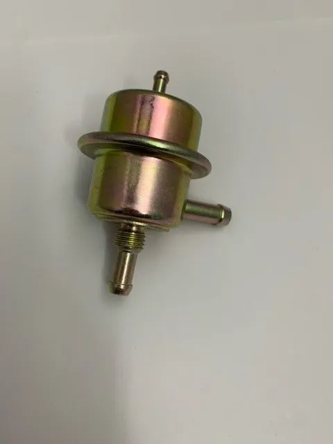 EARLY PRESSURE REGULATOR EAC1284-Jaguar-Sovereign Auto