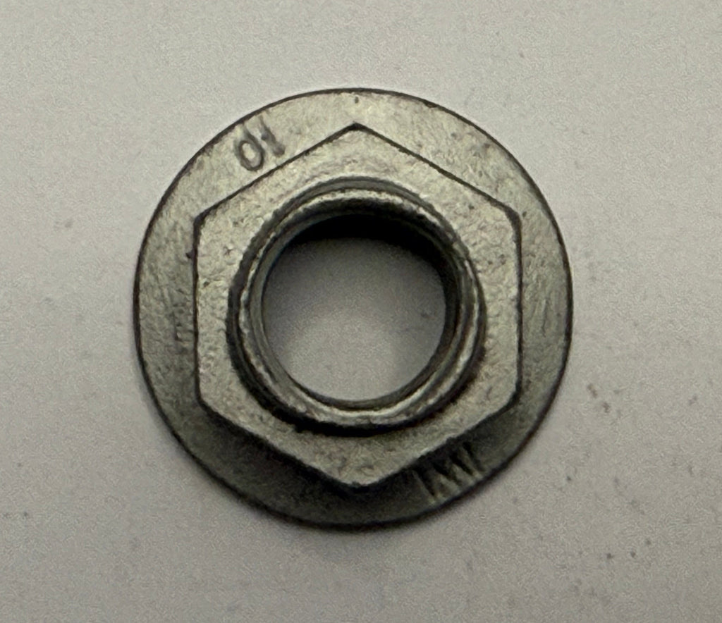 Land Rover, Range Rover LOWER CONTROL ARM NUT LR079261