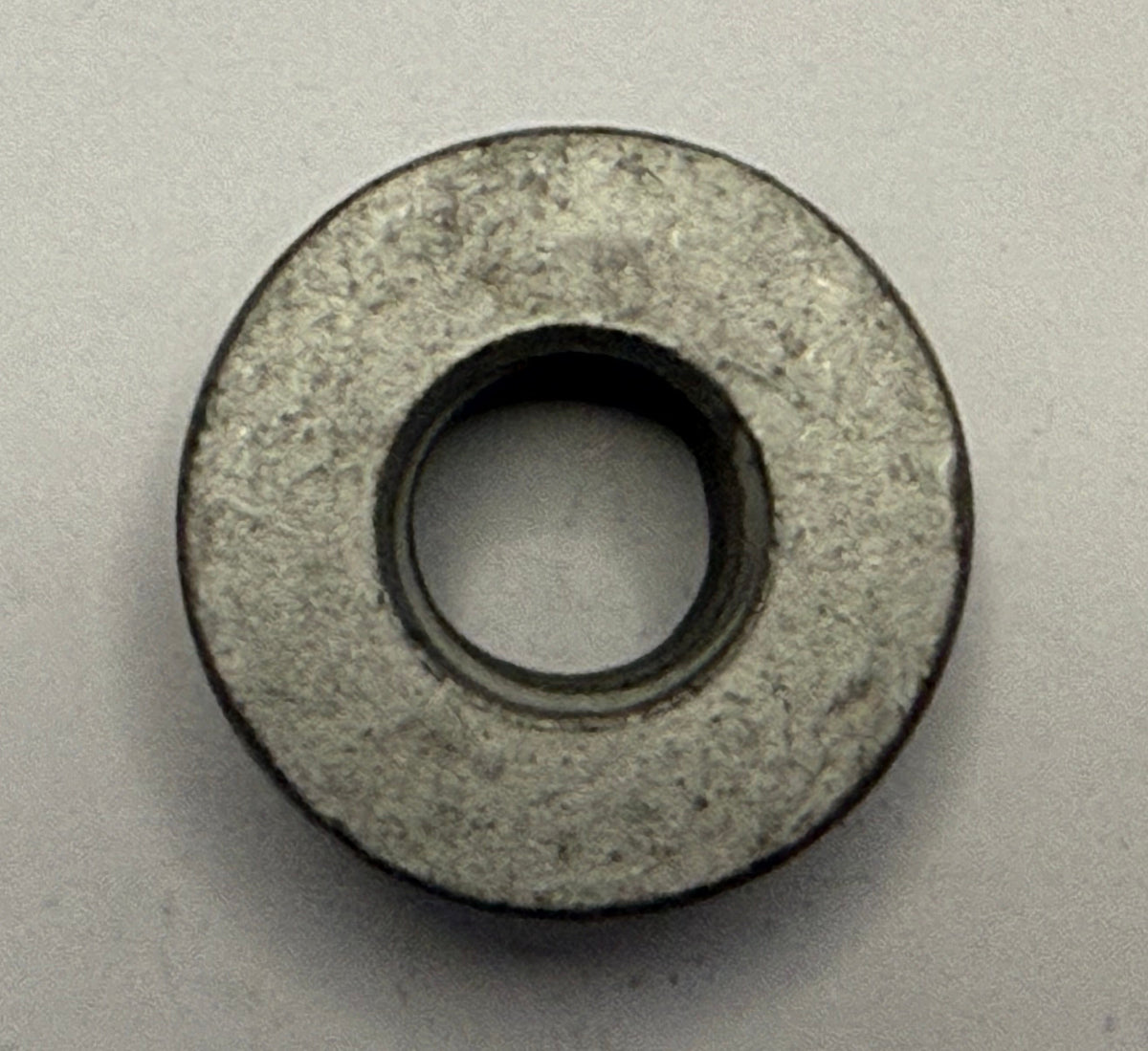Land Rover, Range Rover LOWER CONTROL ARM NUT LR079261