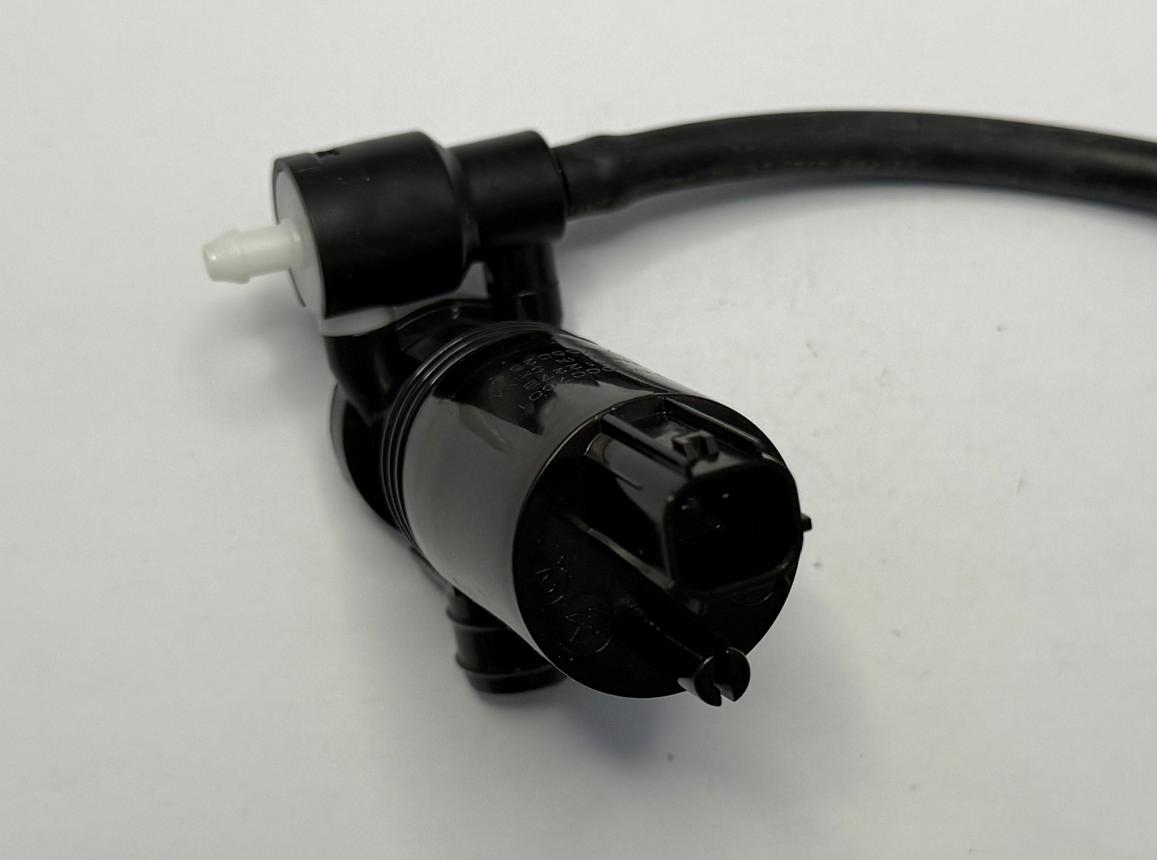 Land Rover, Range Rover WASHER PUMP LR083803