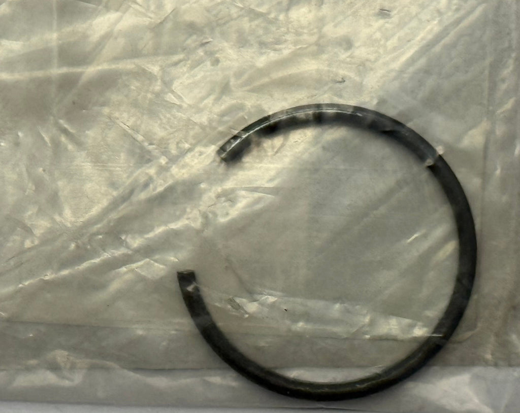 Land Rover, Range Rover CIRCLIP LR137031