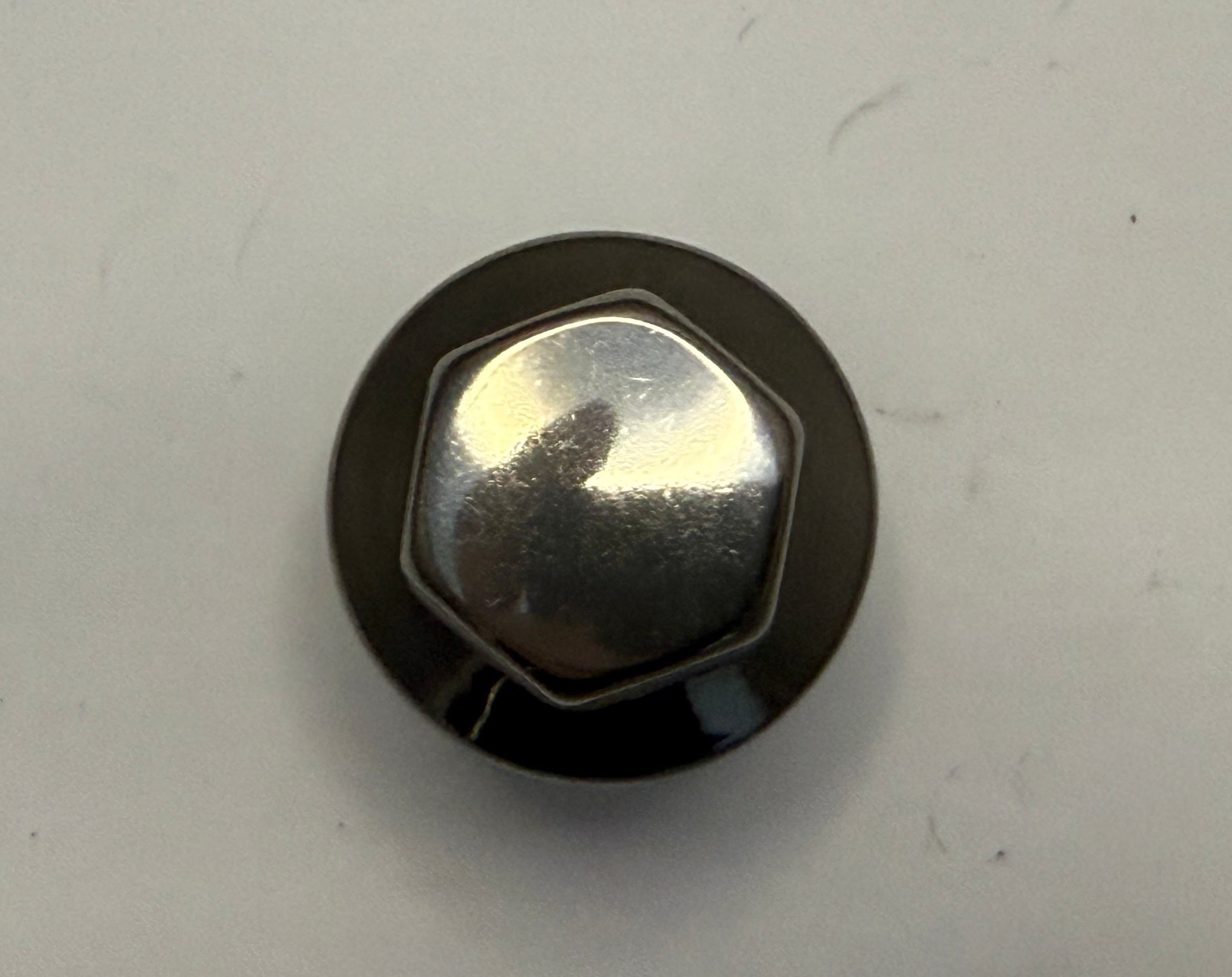 Land Rover WHEEL NUTS LR173842