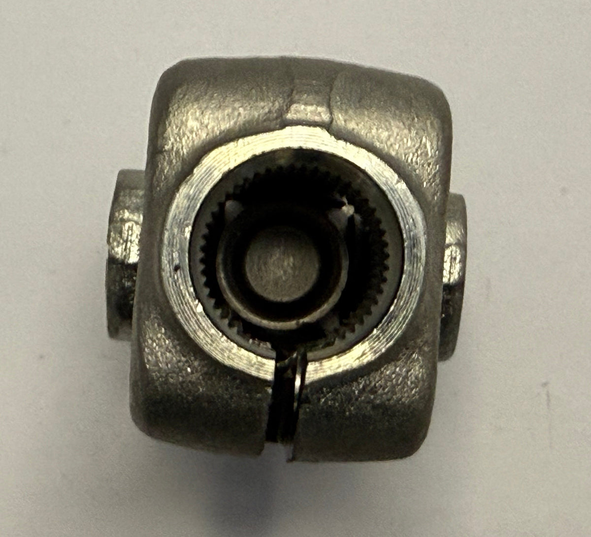 Land Rover, Range Rover UNIVERSAL SHAFT JOINT NRC7704