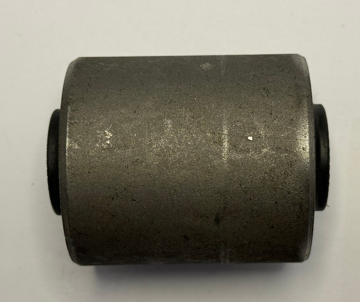 Range Rover LOWER BUSH RBX000070