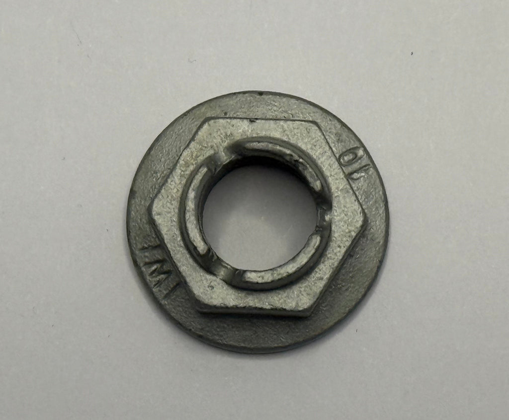 Range Rover NUT RYH501100