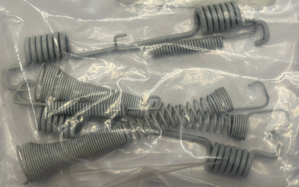 Land Rover, Range Rover PARK BRAKE SPRING KIT SMN500020