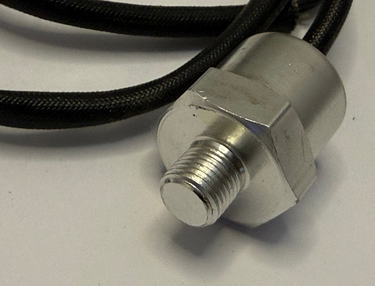 Land Rover OIL TEMP SWITCH UBI100030