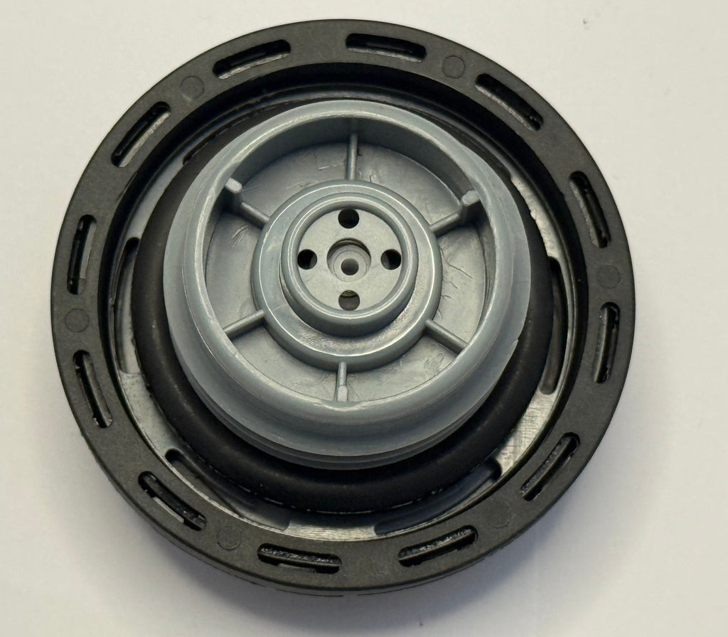 Land Rover, Range Rover FUEL CAP WLD100820