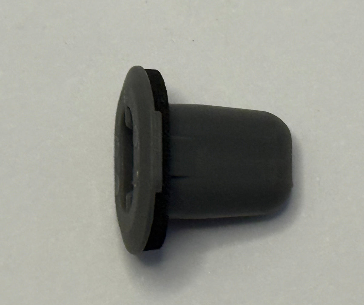 Land Rover, Range Rover RETAINER CLIP XZP500010