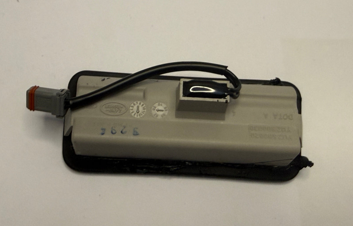 Range Rover TAILGATE MICRO SWITCH YUZ500020