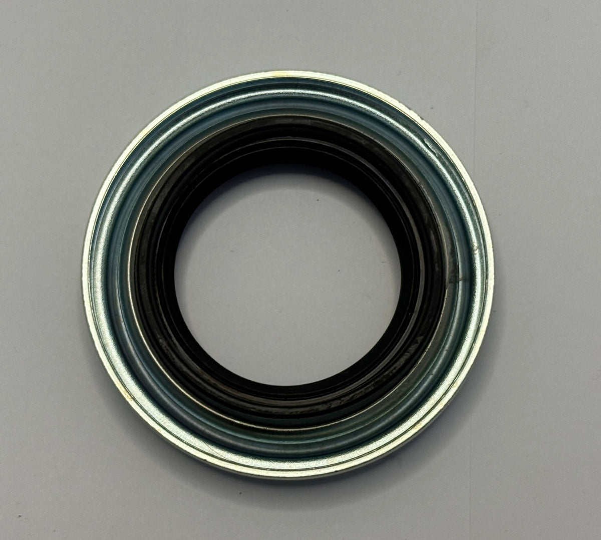 Jaguar, Daimler DIFF PINION SEAL AAU3381