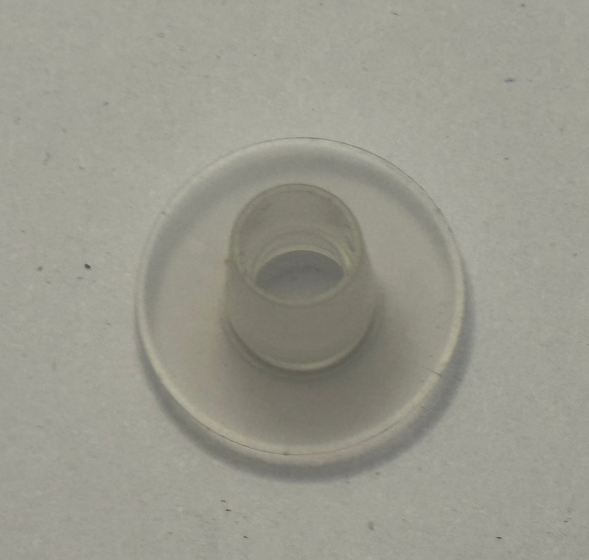 Jaguar TRIM CLIP GROMMET AGU2388J