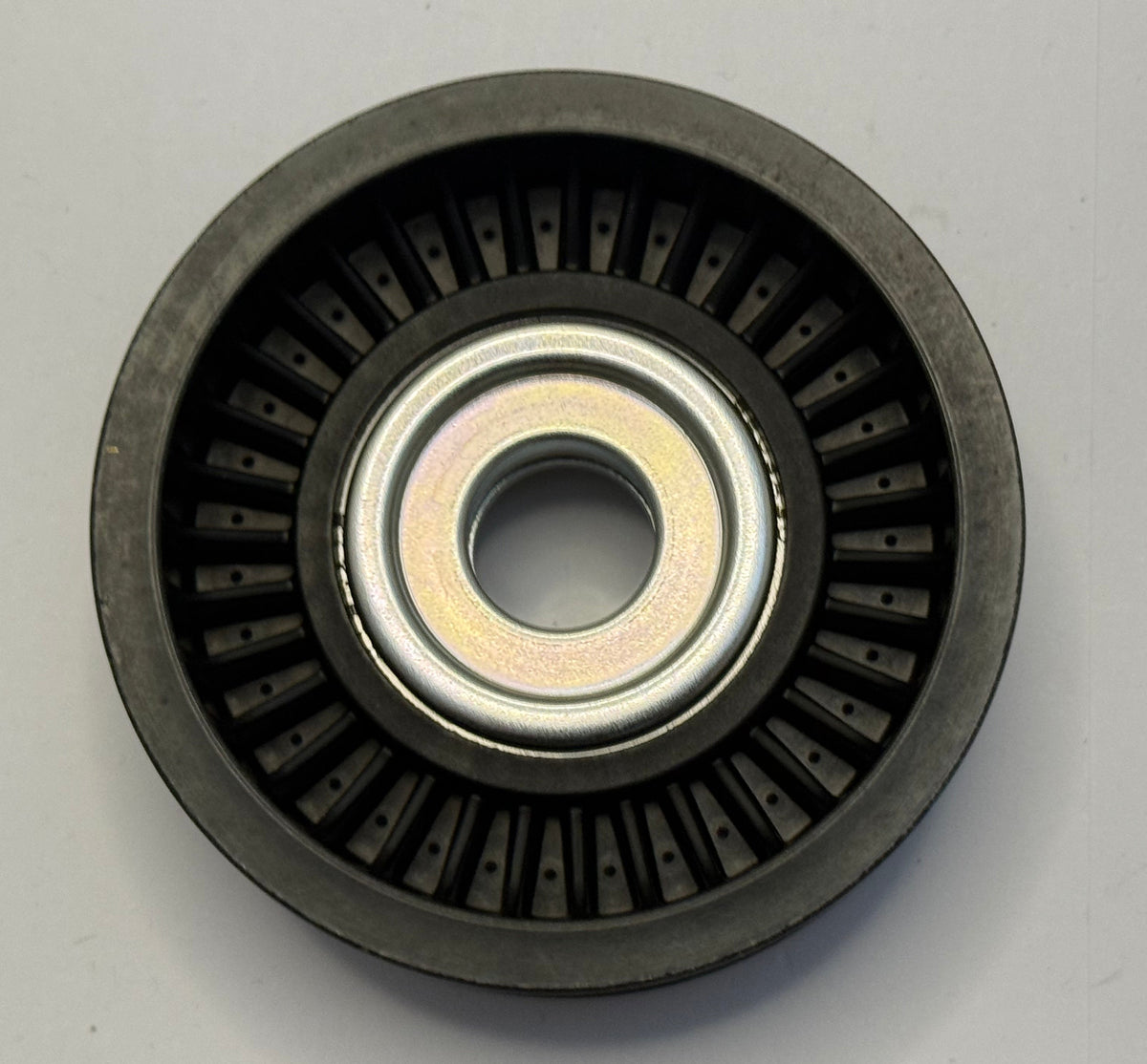 Jaguar IDLER AUX BELT AJ813564