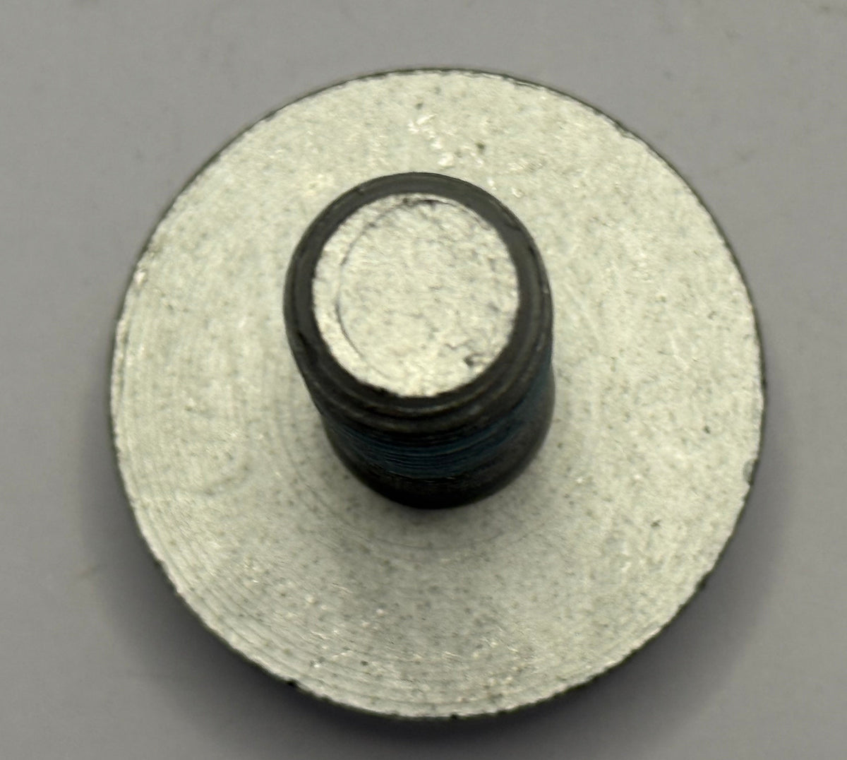 Jaguar CRANKSHAFT PULLEY BOLT AJ89909