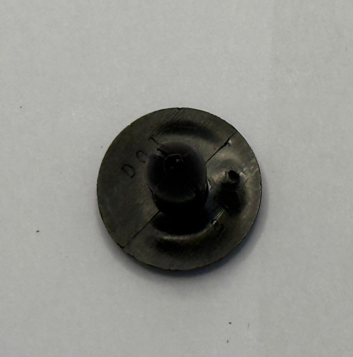 Jaguar, Daimler CARPET STUD BD40871