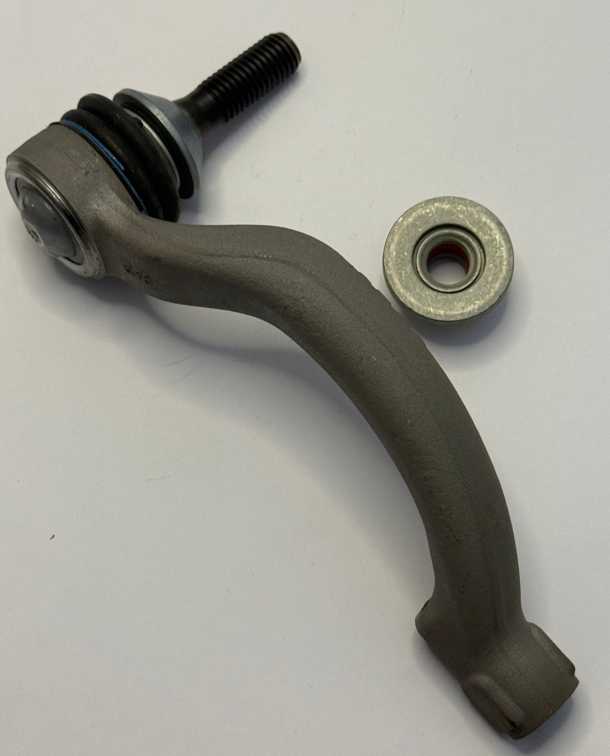 Jaguar RH TIE ROD END C2D47152