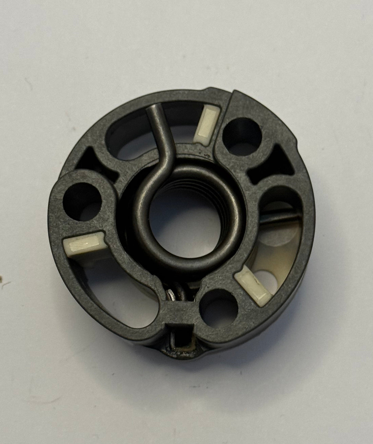 Jaguar SUPERCHARGER ISOLATOR C2D60916