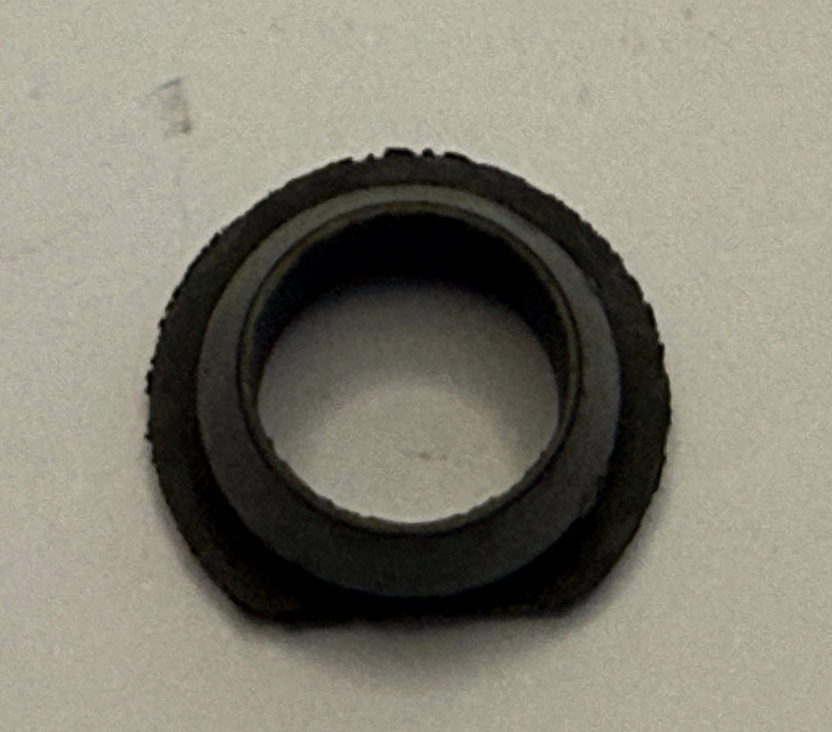 Jaguar LEVEL SENSOR GROMMET C2S4604