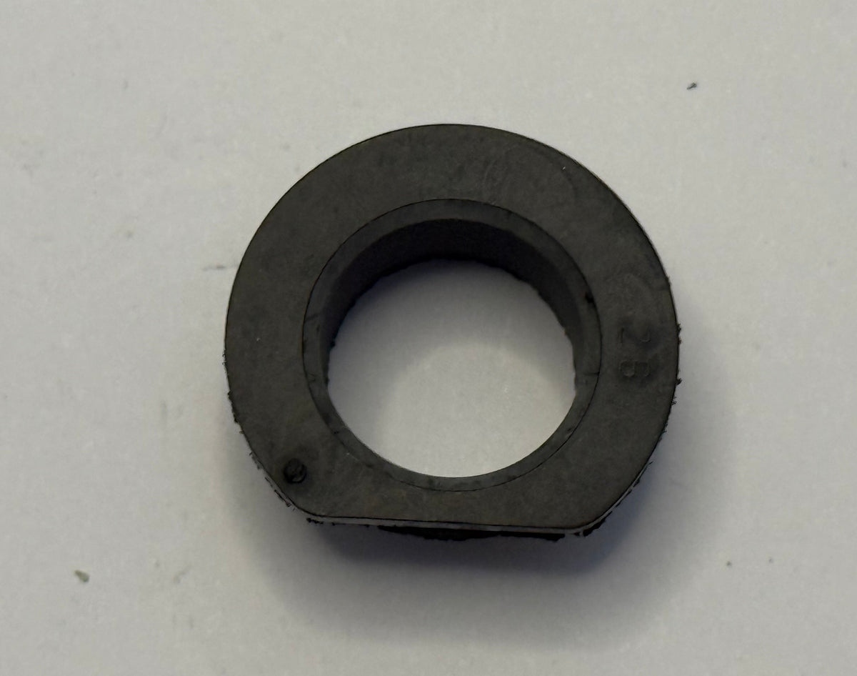 Jaguar LEVEL SENSOR GROMMET C2S4604