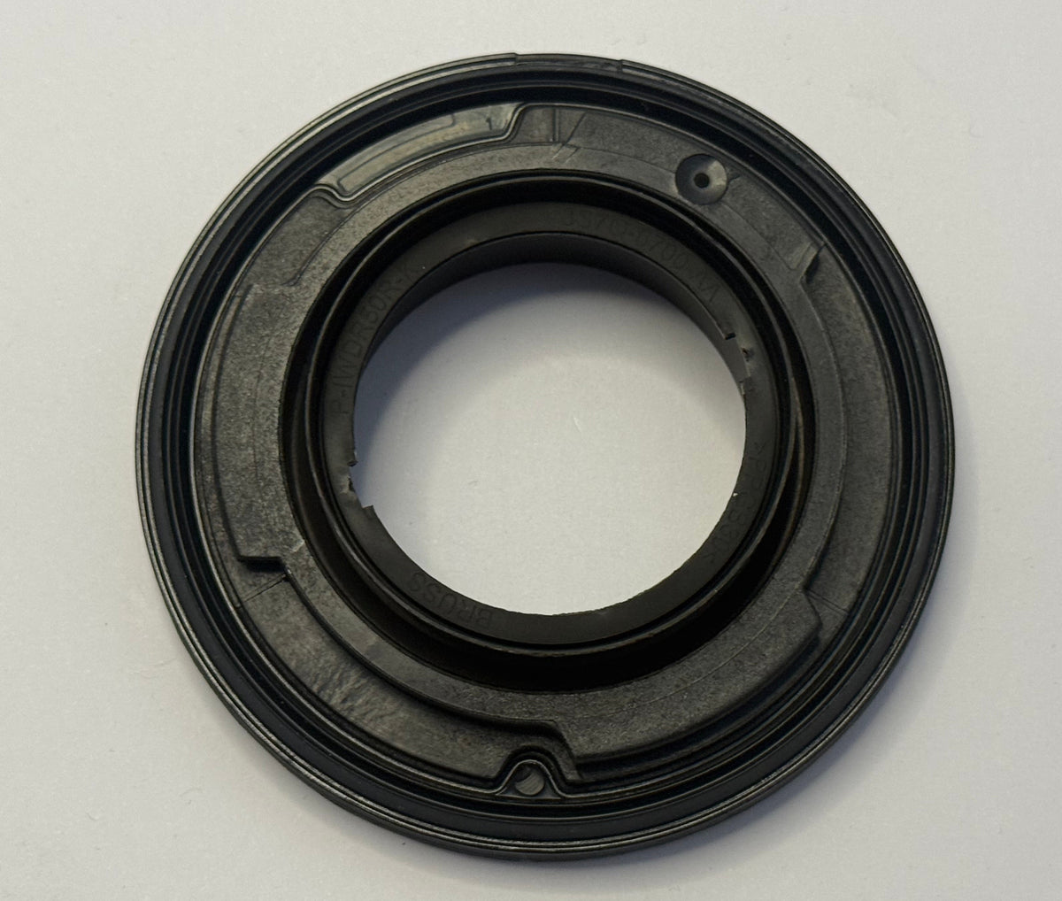 Jaguar CRANKSHAFT SEAL C2S52647