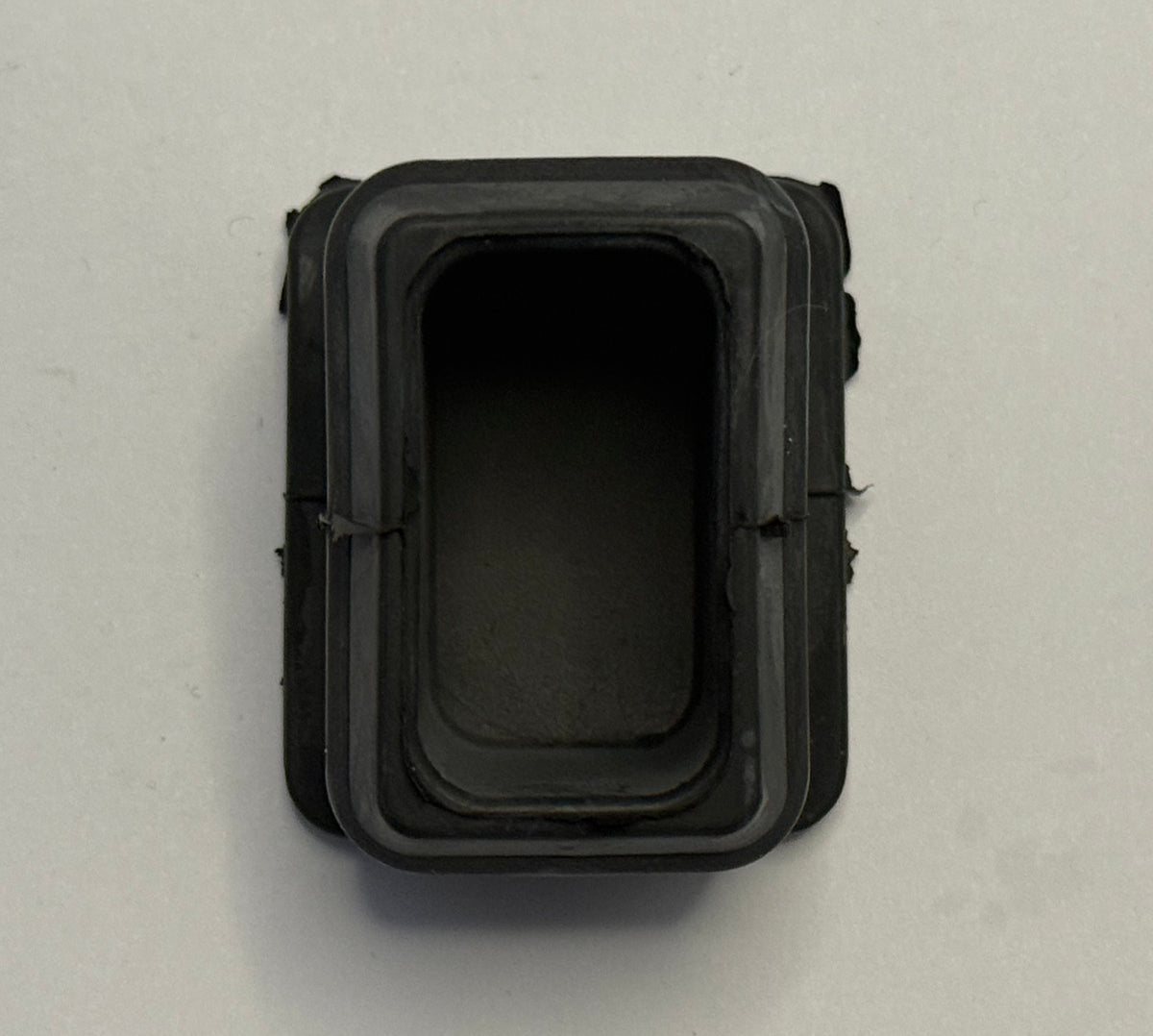 Jaguar JACKING POINT RUBBER CAC9397