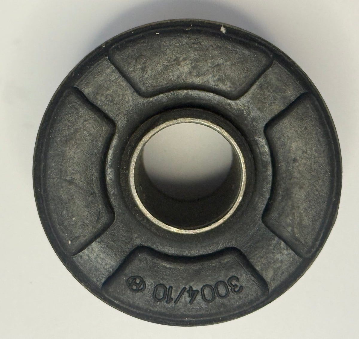 Jaguar LOWER CONTROL ARM BUSH CBC2291