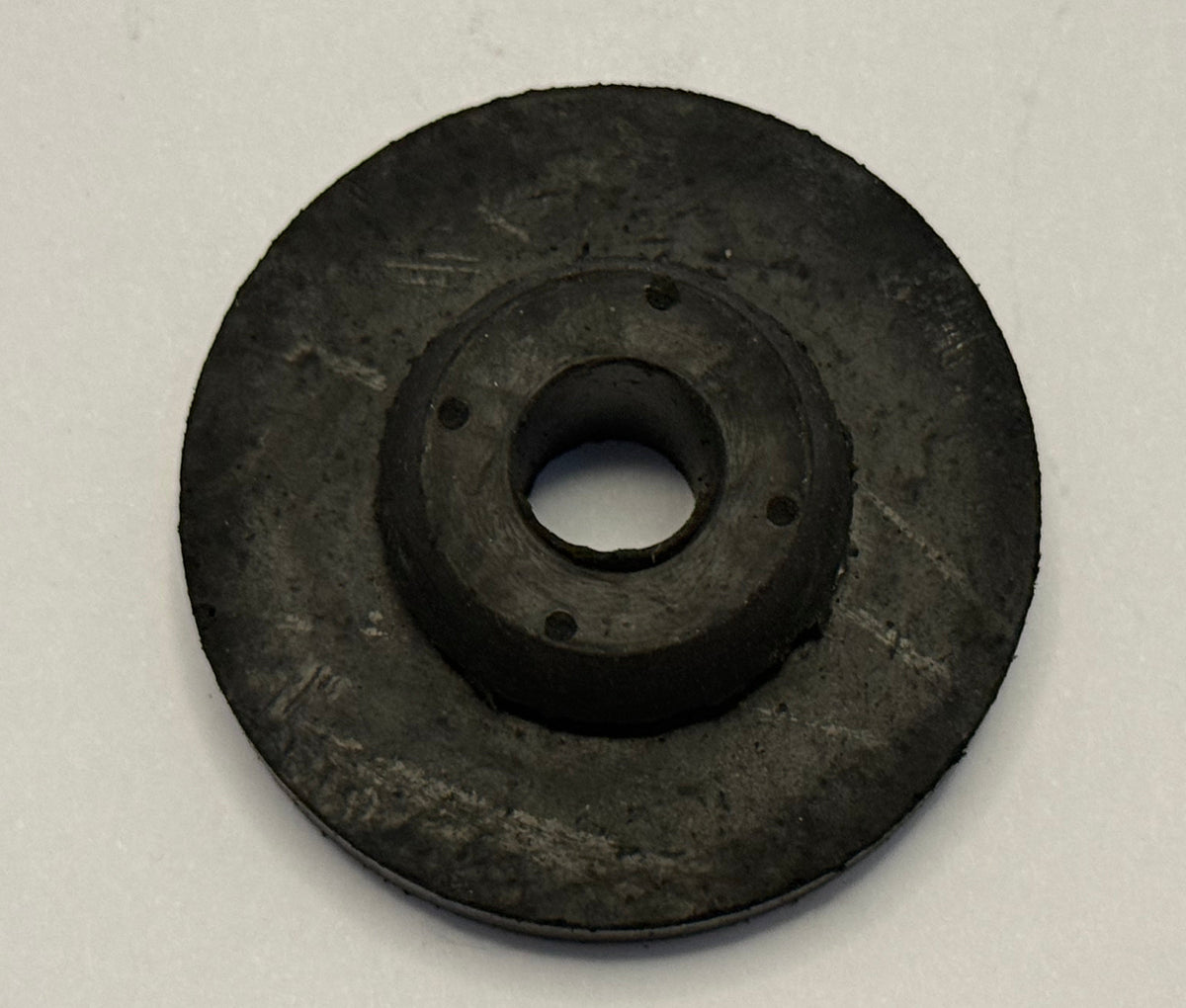 Jaguar RADIATOR MOUNT CCC4794