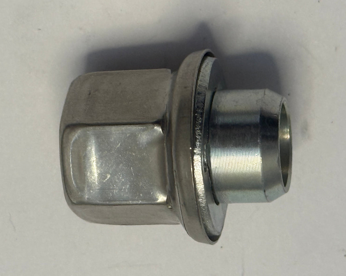 Jaguar WHEEL NUT CCC7028