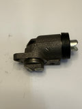 FRONT RIGHT HAND WHEEL CYLINDER 600201-Land Rover-Sovereign Auto