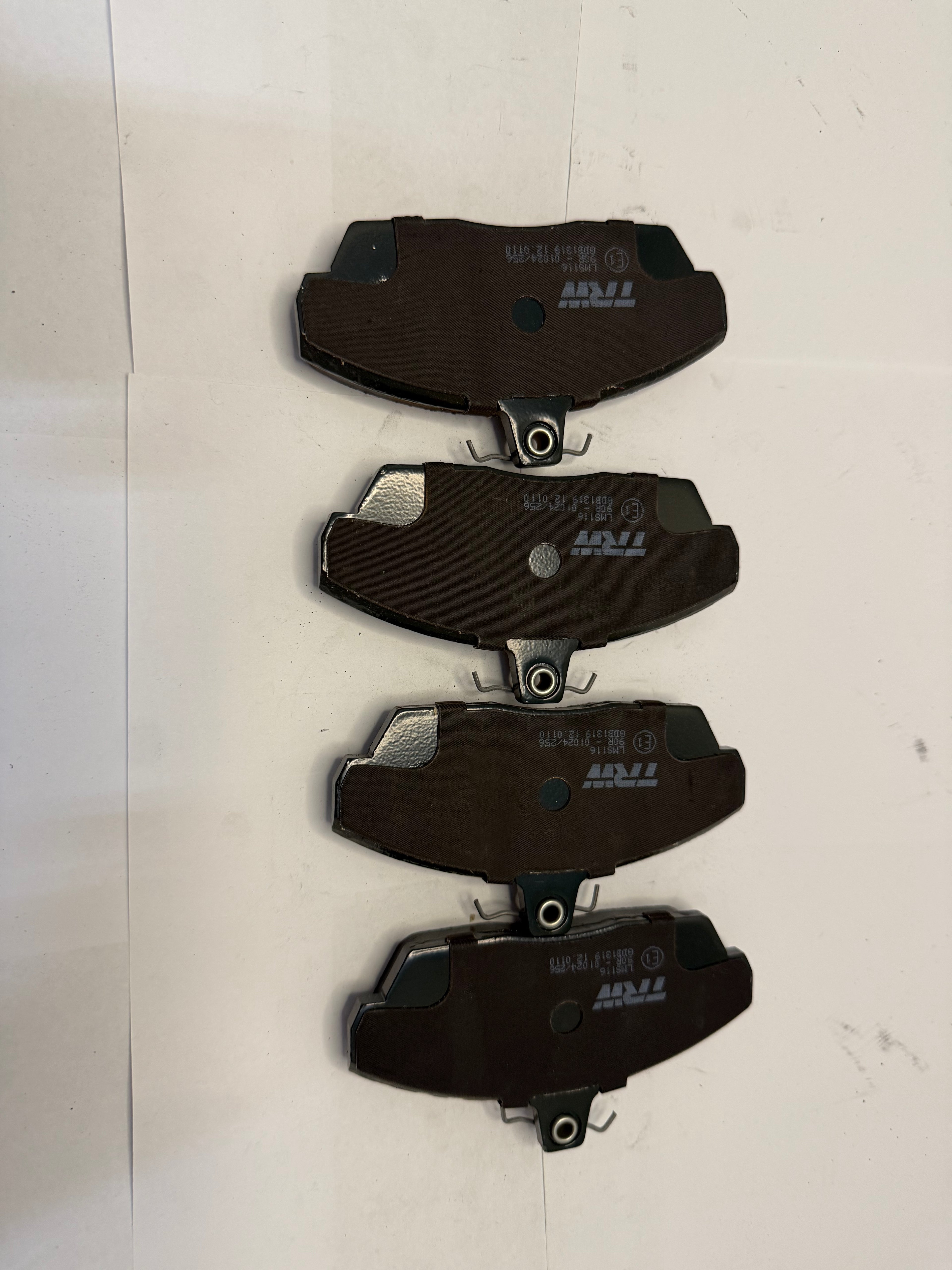 BRAKE PADS FRONT FREELANDER 1 SFP100360-Land Rover-Sovereign Auto