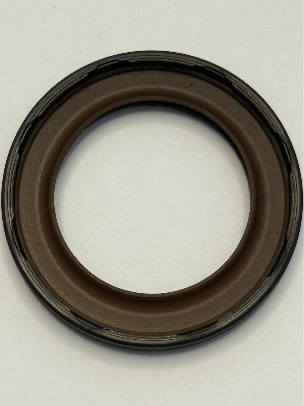Land Rover, Range Rover CRANKSHAFT OIL SEAL 1102415
