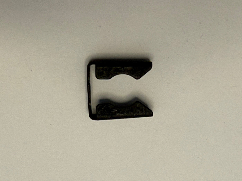 Land Rover FUEL INJECTOR CLIP 1274729