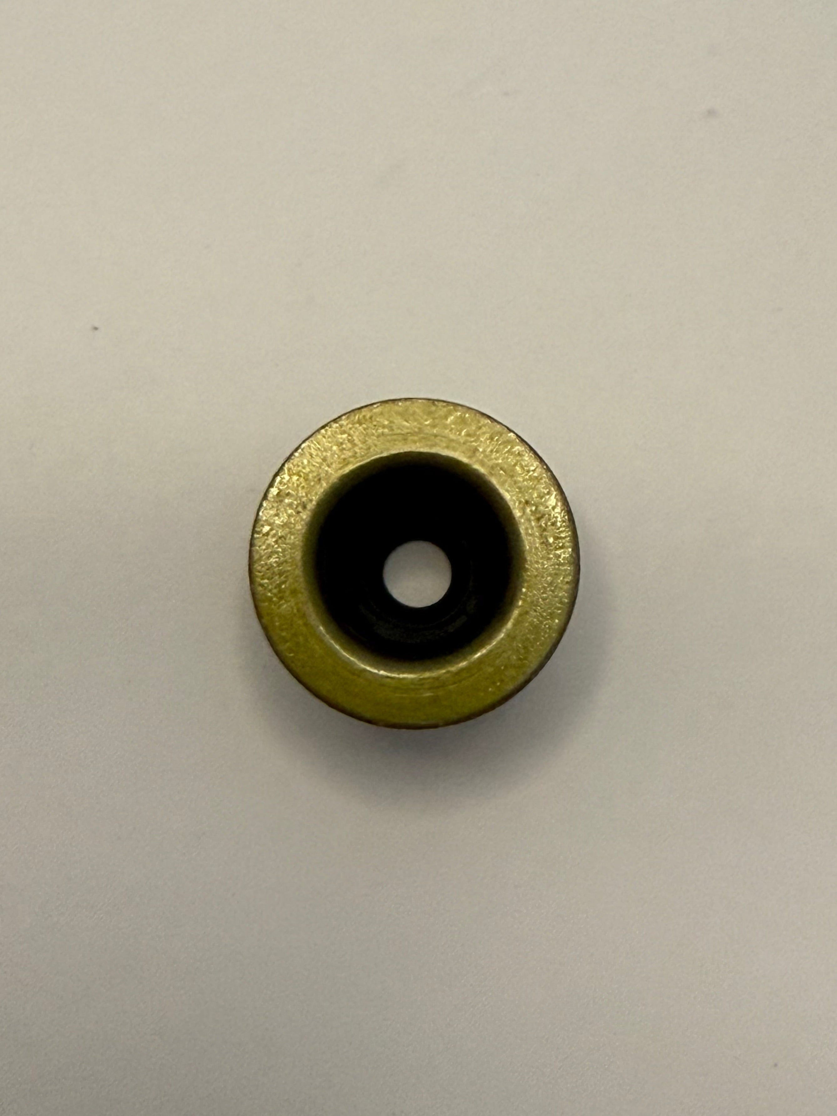 Land Rover VALVE STEM SEAL 1311285