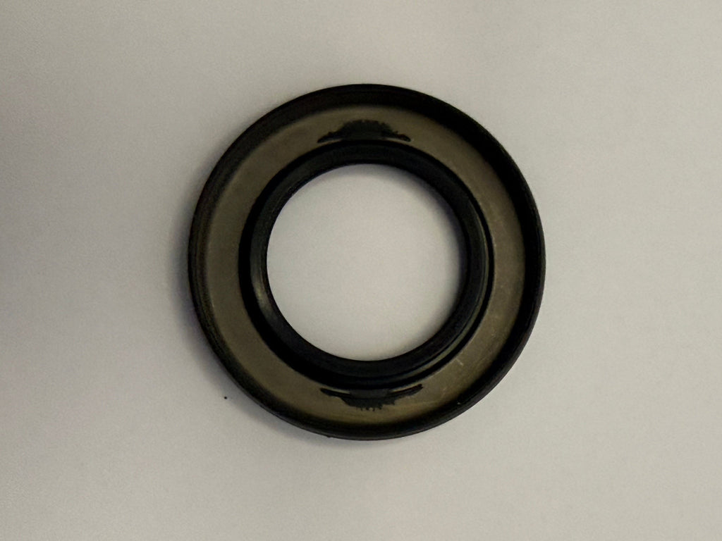 Land Rover CAMSHAFT SEAL 1311318