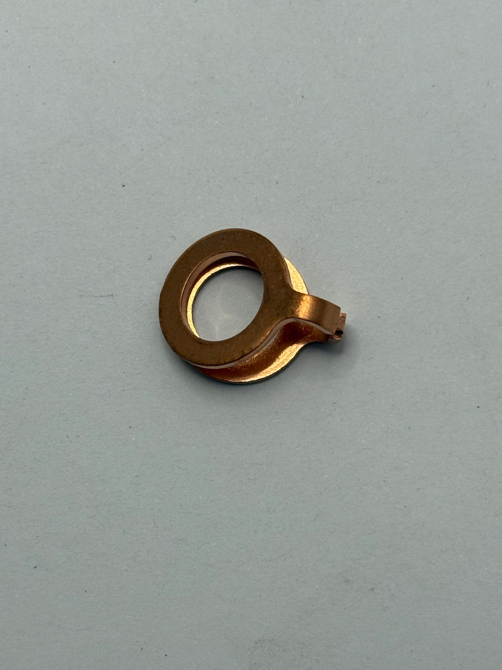 Land Rover, Range Rover WASHER OIL FEED 1372726