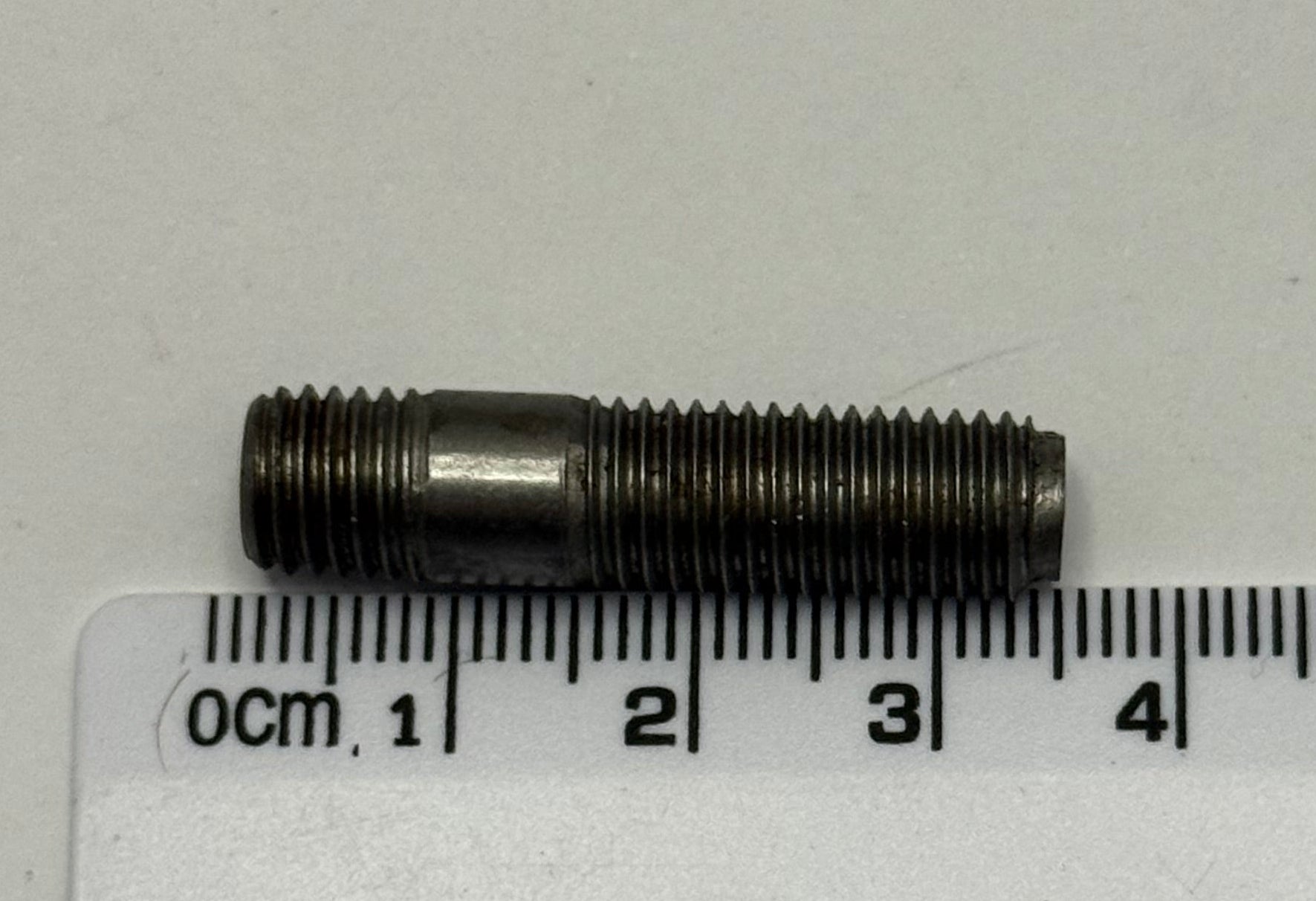 EXHAUST STUD 252621