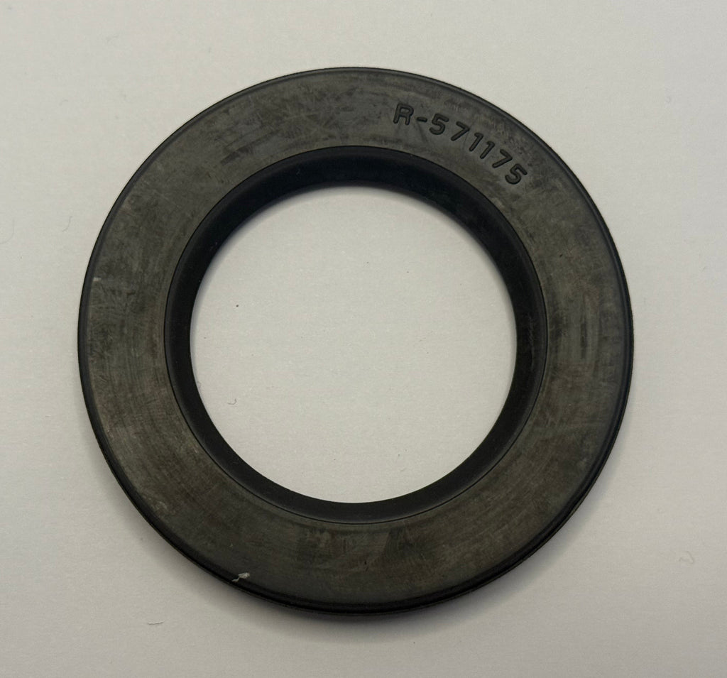 Land Rover TRANSFER CASE FRONT OUTPUT SEAL 571175