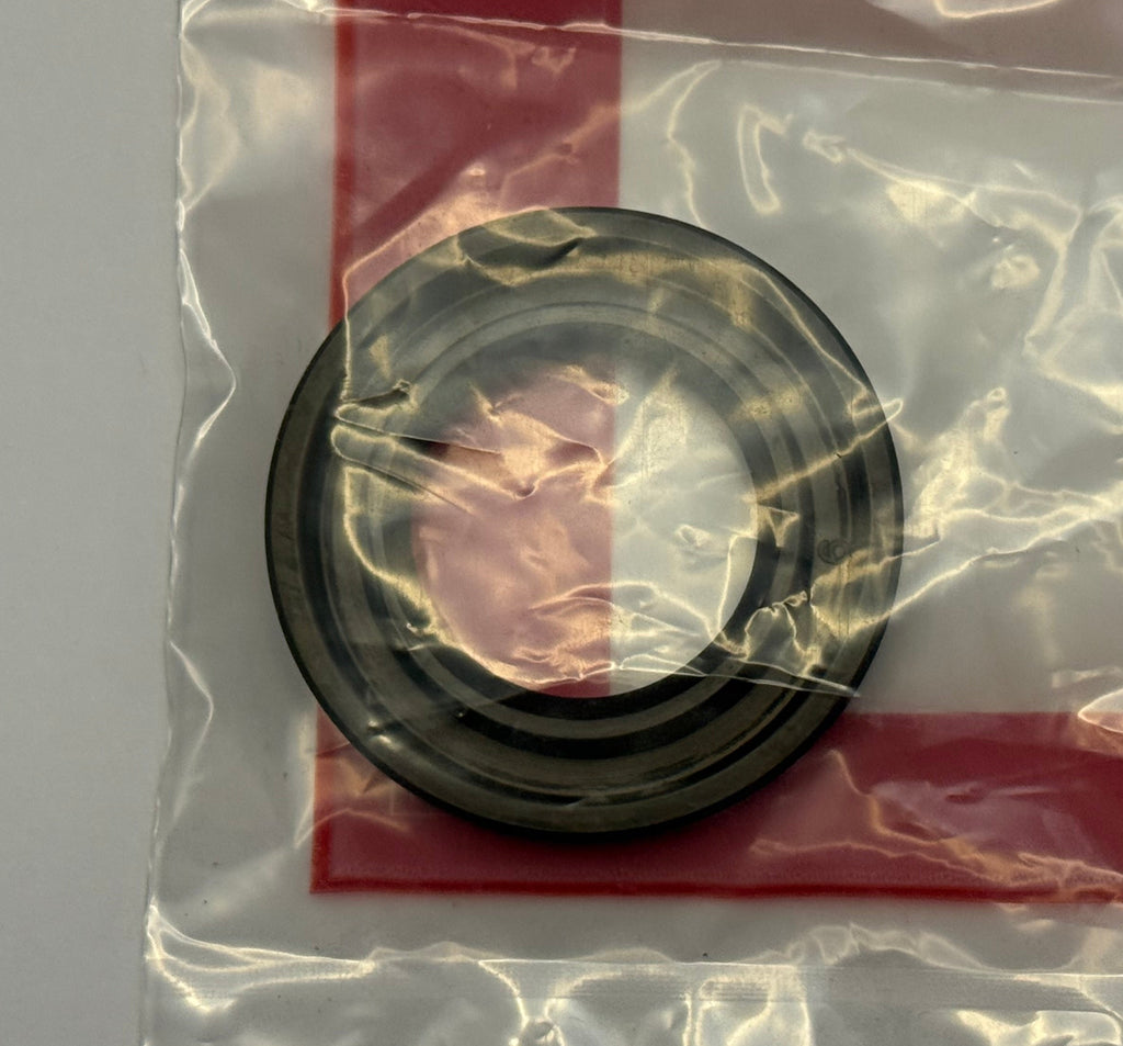 Land Rover AXLE SHAFT SEAL 571718