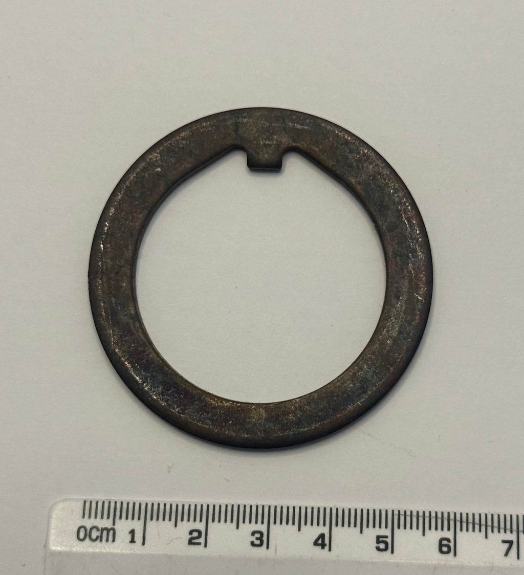 Land Rover DISTANCE PIECE 599698