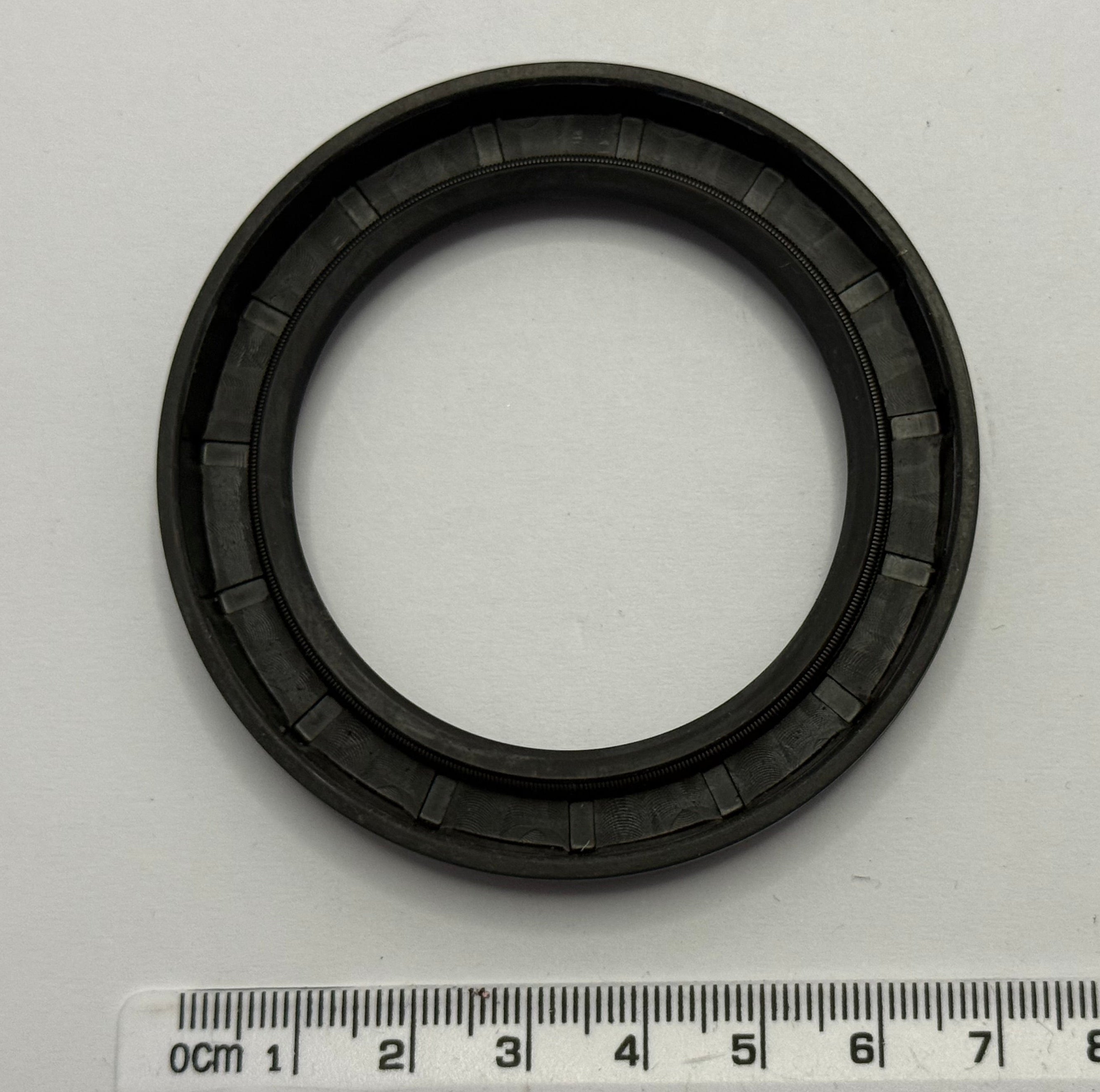 MG BANJO DIFF HUB SEAL AYB7088